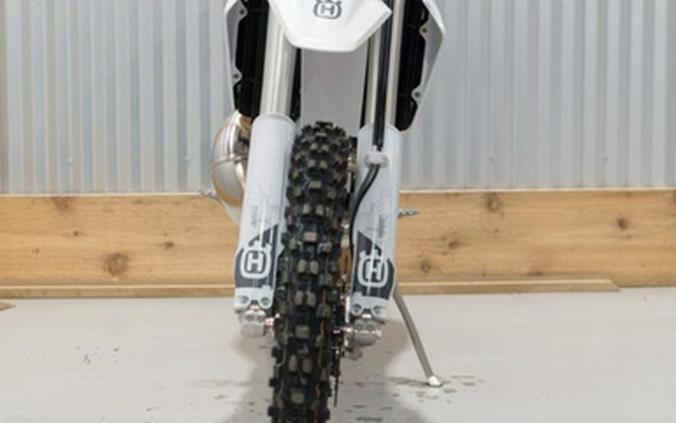 2025 Husqvarna TE 300 Pro 300