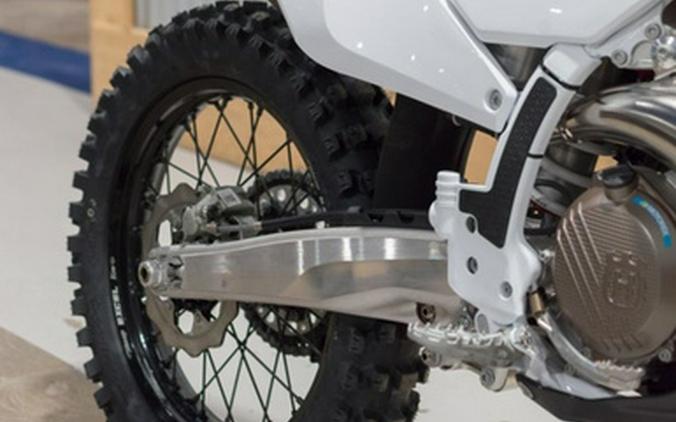 2025 Husqvarna TE 300 Pro 300