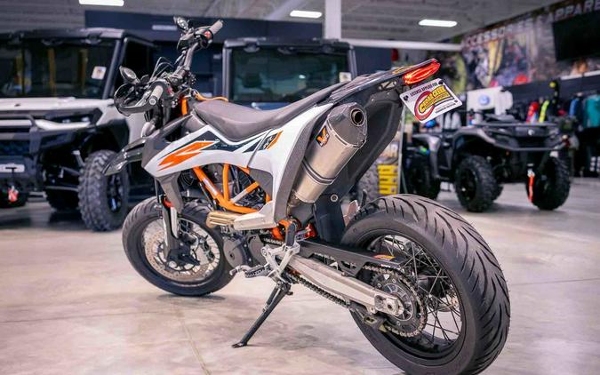 2019 KTM 690 SMC R