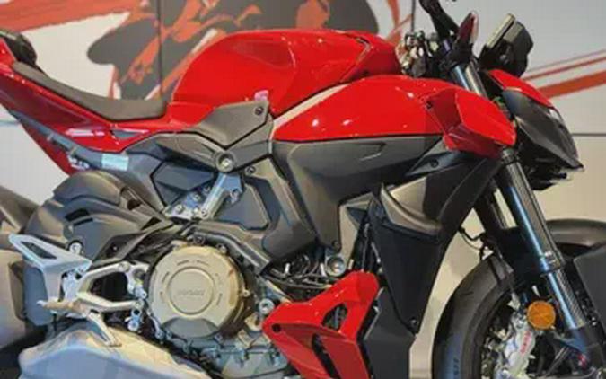 2026 Ducati STREETFIGHTER V4