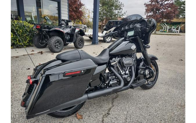 2021 Harley-Davidson® Street Glide Special