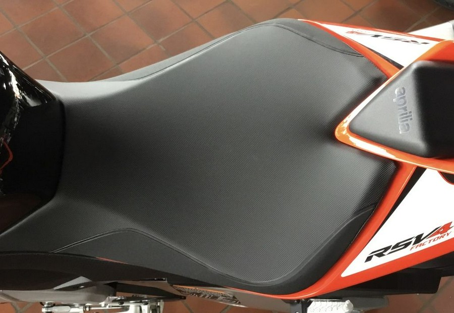 2024 Aprilia® RSV4 Factory SE09