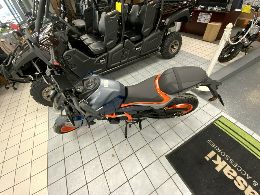 2024 KTM Duke 390