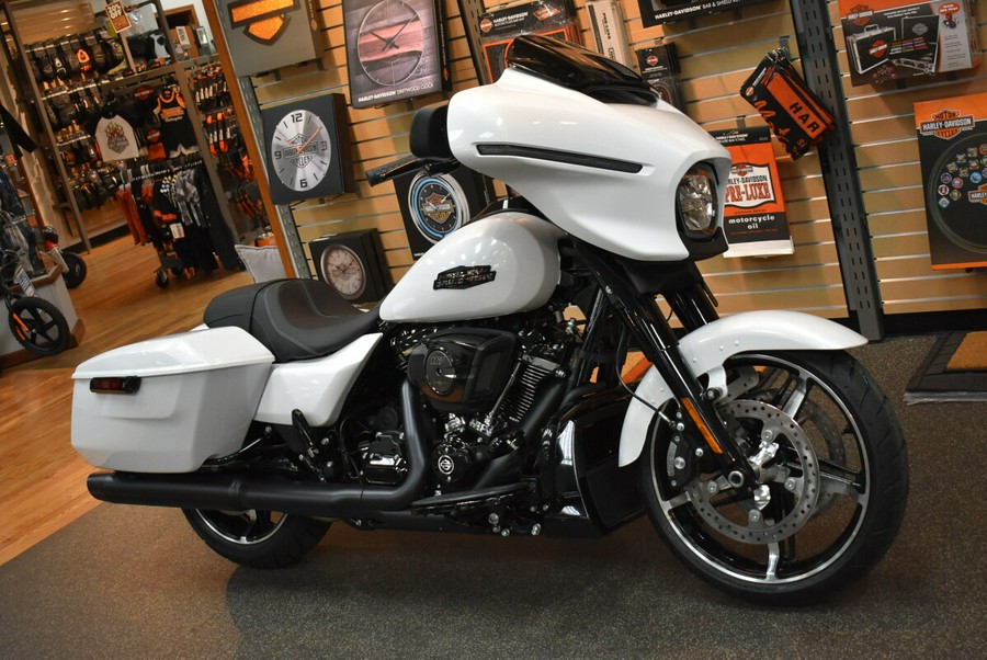 FLHX 2024 Street Glide®