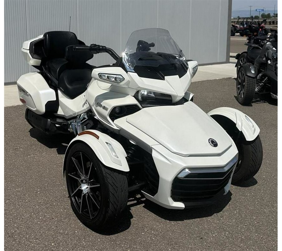 2017 Can-Am® Spyder® F3 Limited 6-Speed Semi-Automatic (SE6)