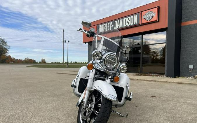 2016 Harley-Davidson® FLHR - Road King®