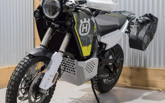 2025 Husqvarna Norden 901 Expedition 901