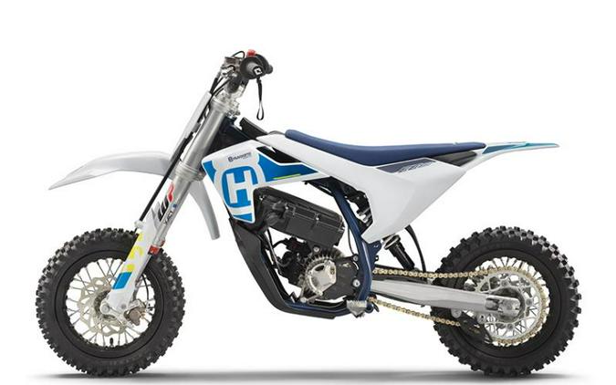 2024 Husqvarna® EE 3