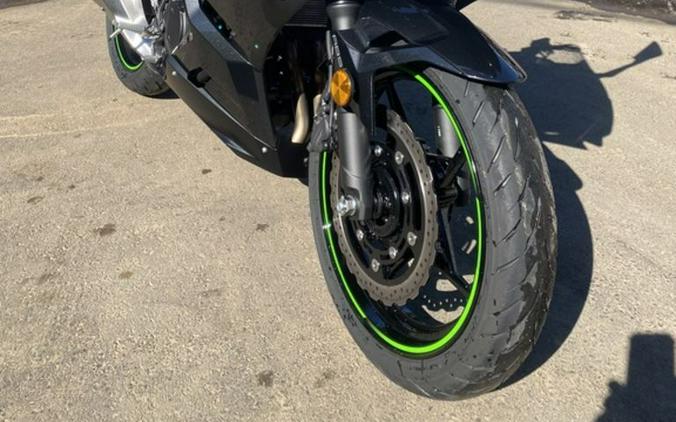 2022 Kawasaki Ninja® 400 ABS