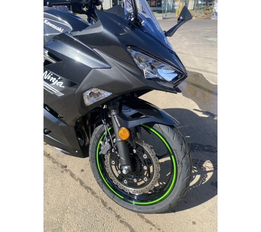 2022 Kawasaki Ninja® 400 ABS