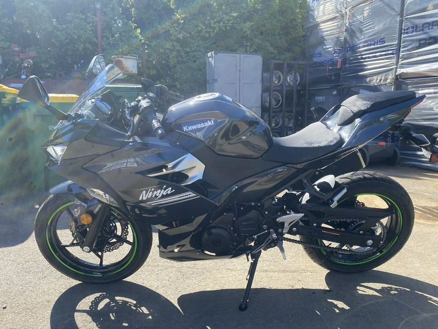 2022 Kawasaki Ninja® 400 ABS