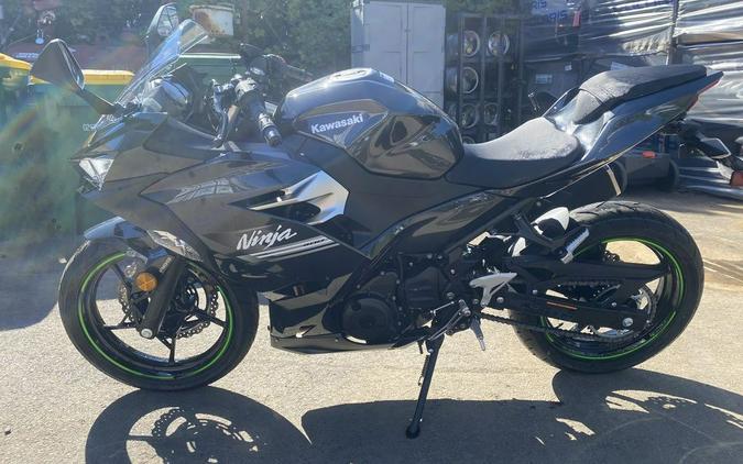 2022 Kawasaki Ninja® 400 ABS