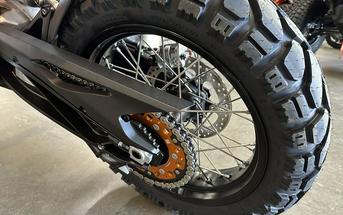 2027 KTM 890 Adventure R Rally