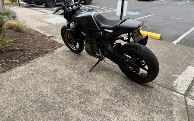 2019 Husqvarna Svartpilen 701