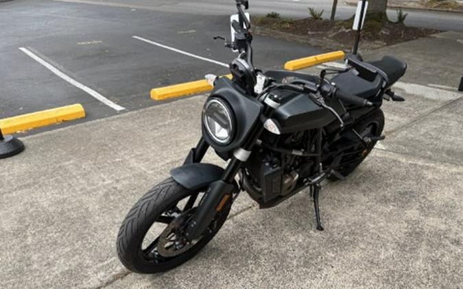 2019 Husqvarna Svartpilen 701