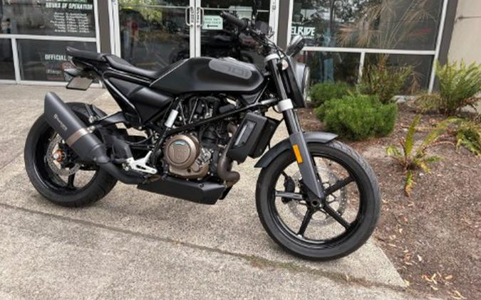 2019 Husqvarna Svartpilen 701