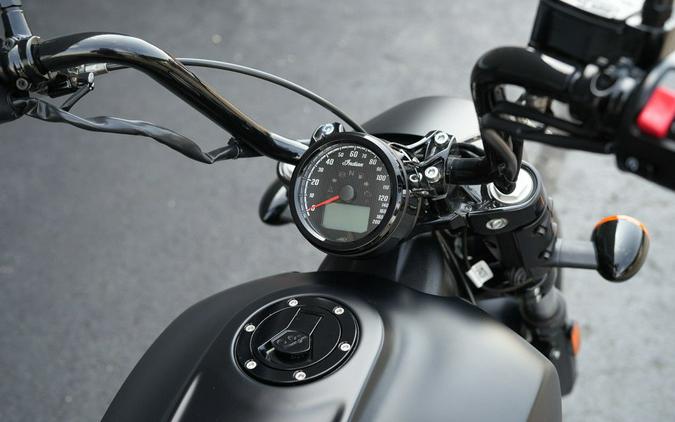 2018 Indian Motorcycle Scout Bobber ABS Thunder Black Smoke
