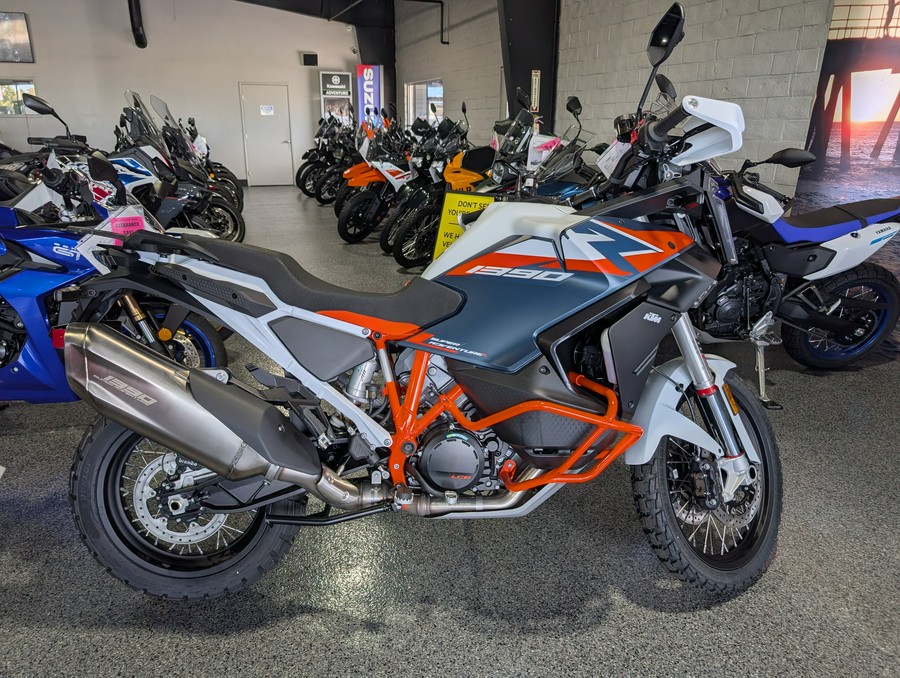 2026 KTM 1390 Super Adventure R - 921818