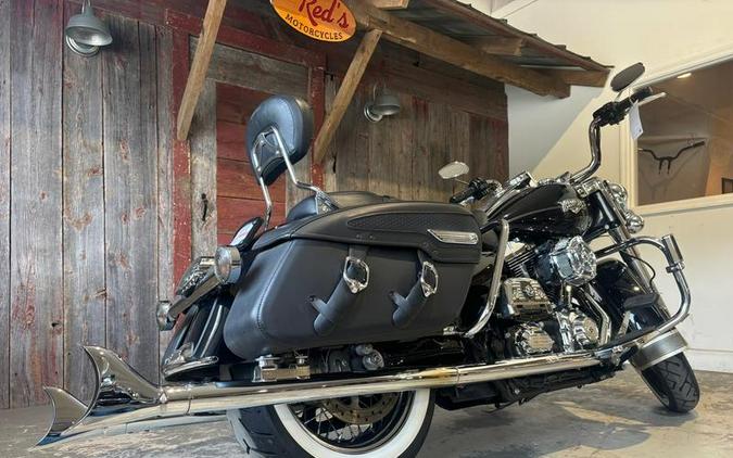 2013 Harley-Davidson® FLHRC - Road King® Classic