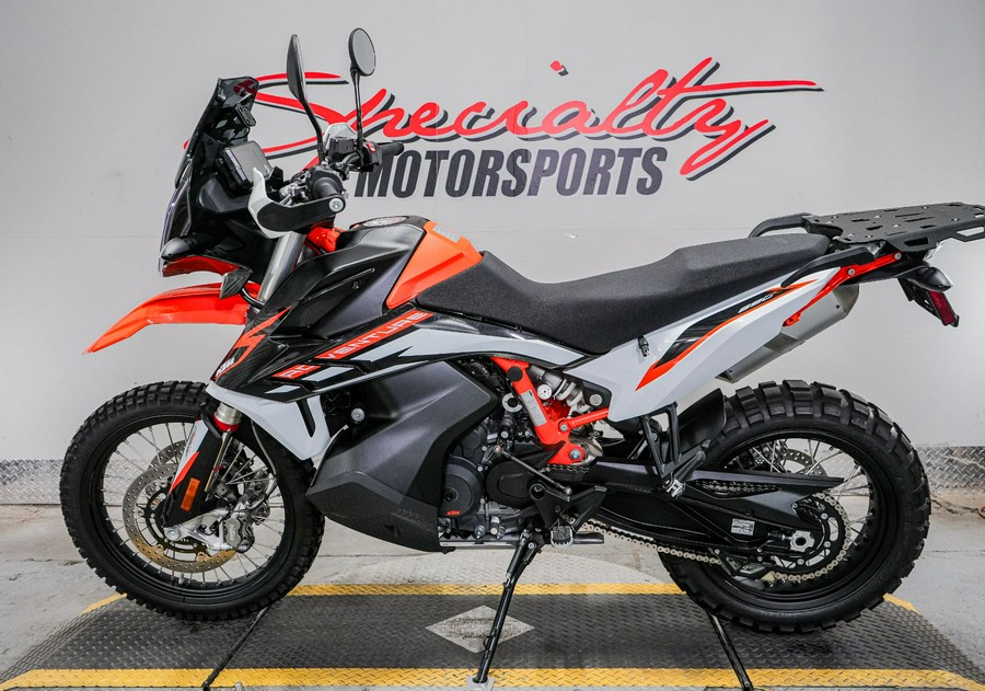 2022 KTM 890 Adventure