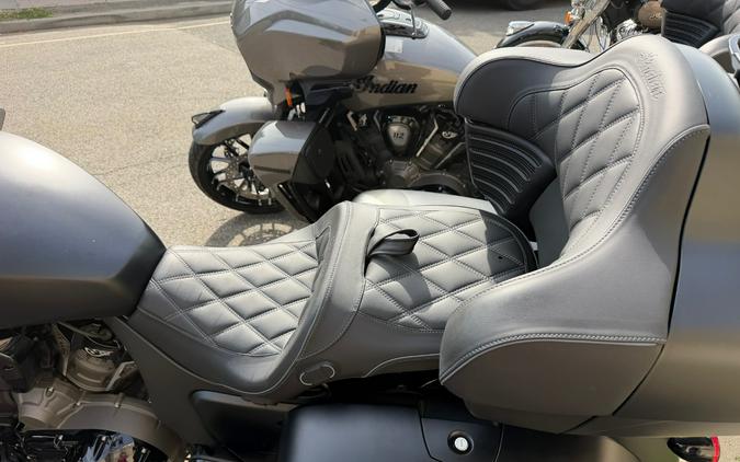 2023 Indian Pursuit® Dark Horse® with Premium Package