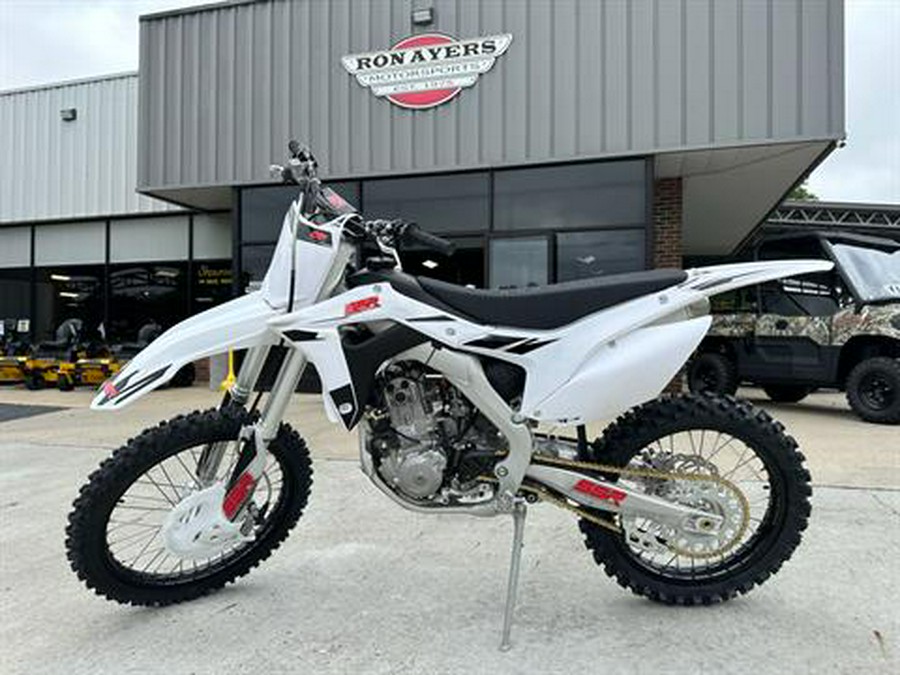 2022 SSR Motorsports SR300S