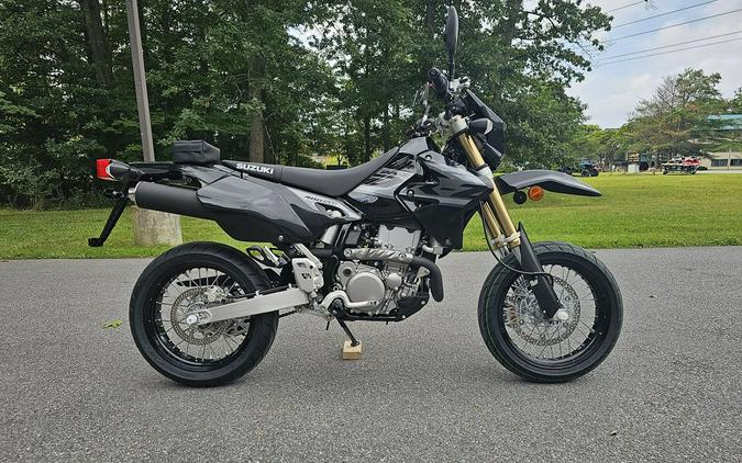 2024 Suzuki DR-Z 400SM