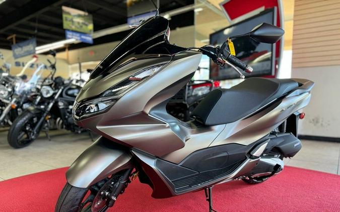 2023 Honda® PCX