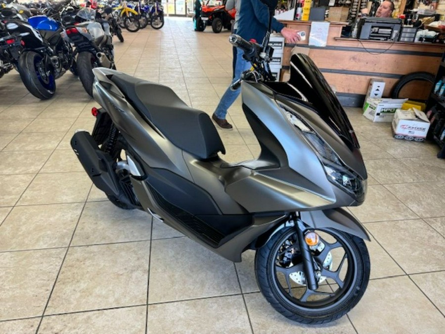 2023 Honda® PCX