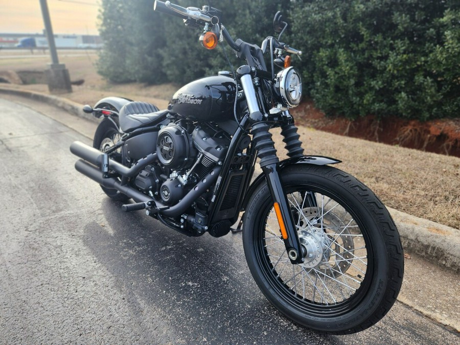 FXBB 2019 Street Bob