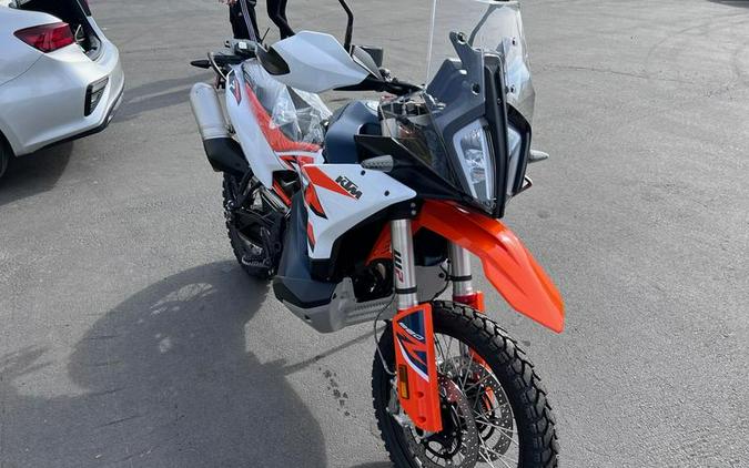 2024 KTM 890 Adventure R