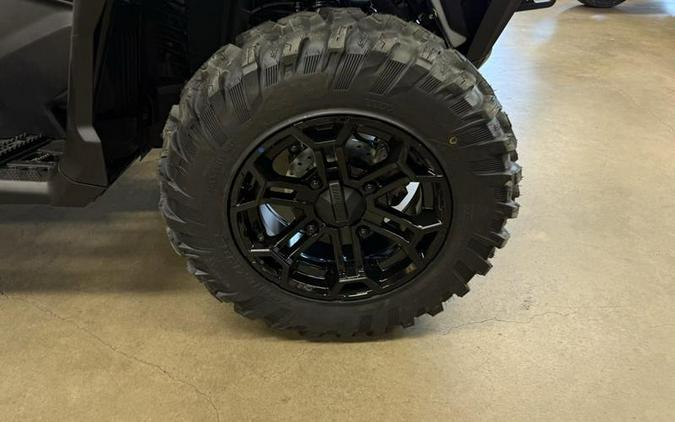 2026 Can-Am® Outlander MAX XT 850 Dark Wildland Camo