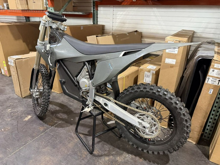 2024 Stark VARG Alpha MX 19"_80HP