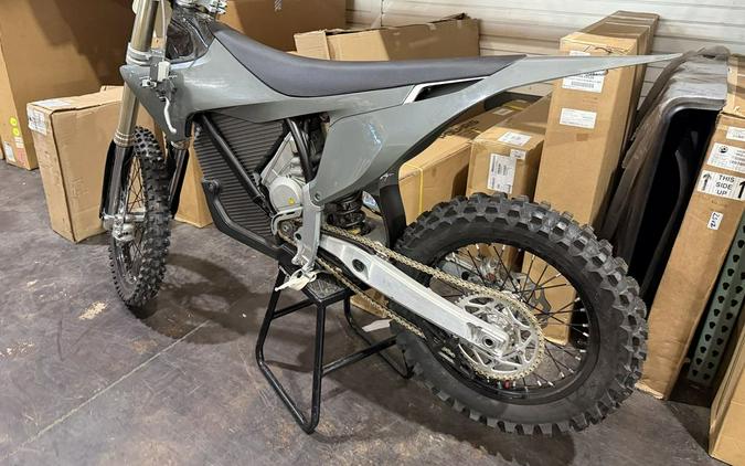 2024 Stark VARG Alpha MX 19"_80HP