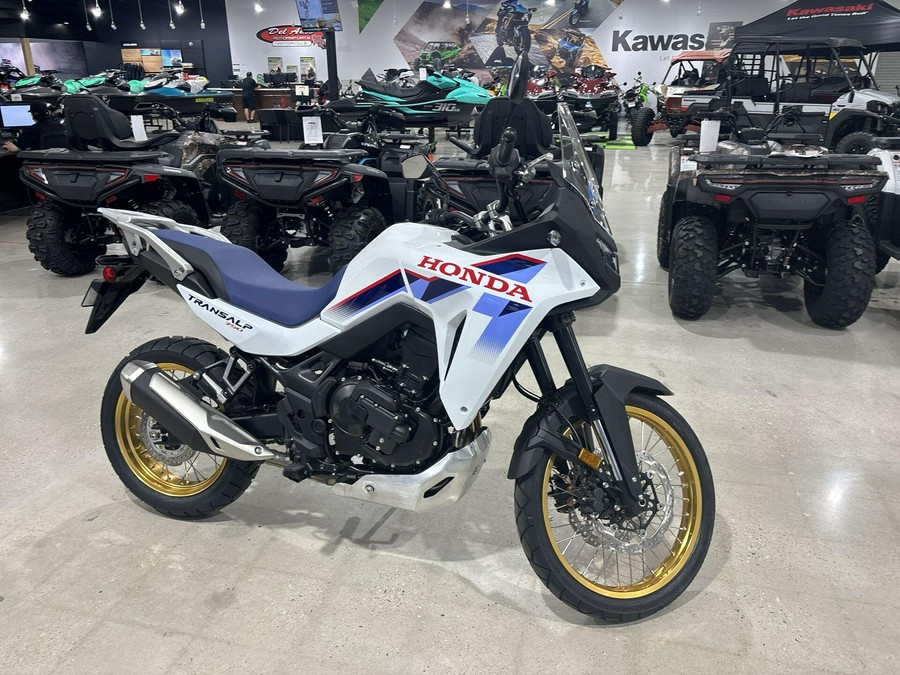 2026 Honda TRANSALP E-CLUTCH