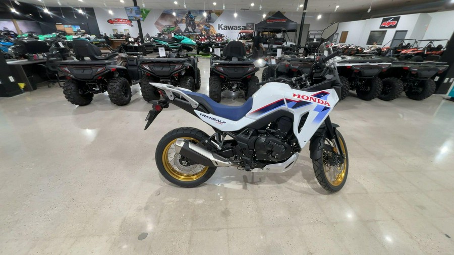2026 Honda TRANSALP E-CLUTCH