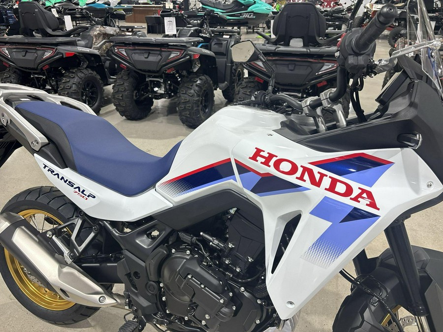2026 Honda TRANSALP E-CLUTCH