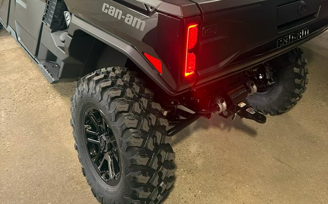 2027 Can-Am Defender XU MAX LONE STAR CAB HD11