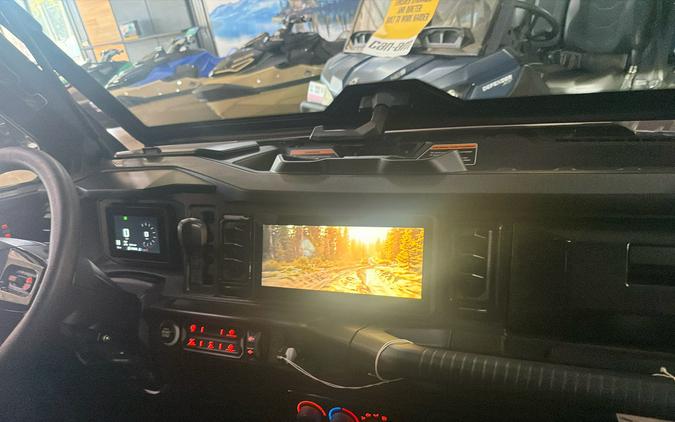 2027 Can-Am Defender XU MAX LONE STAR CAB HD11