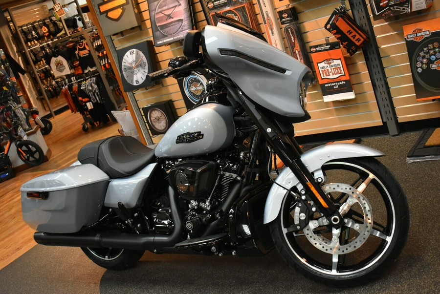 FLHX 2024 Street Glide®