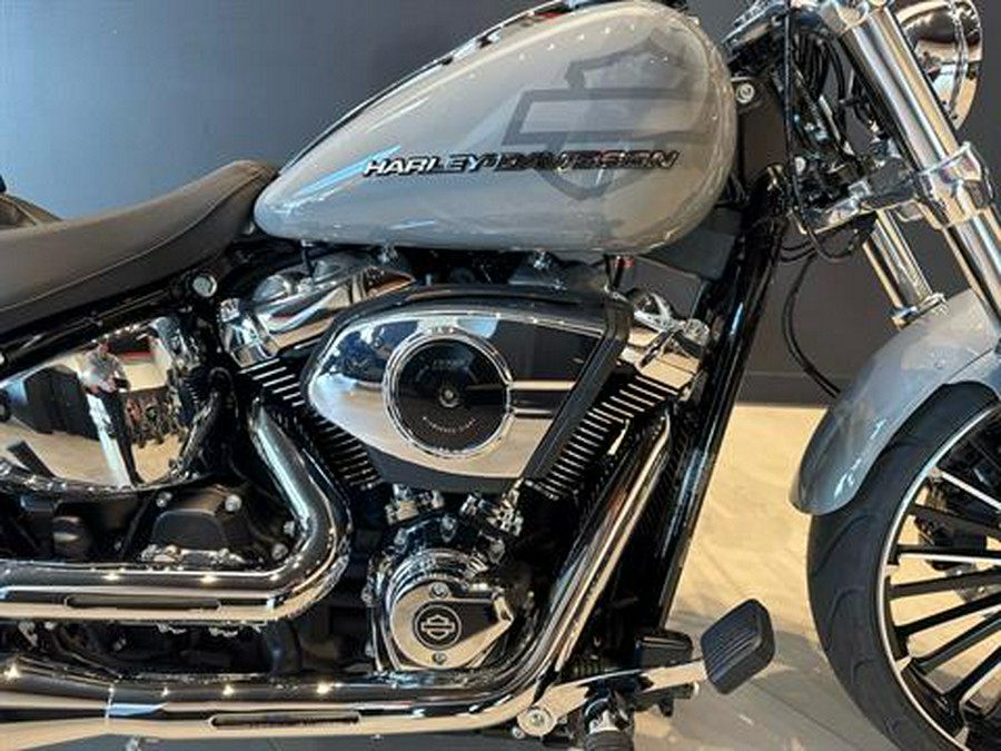 2025 Harley-Davidson Breakout®