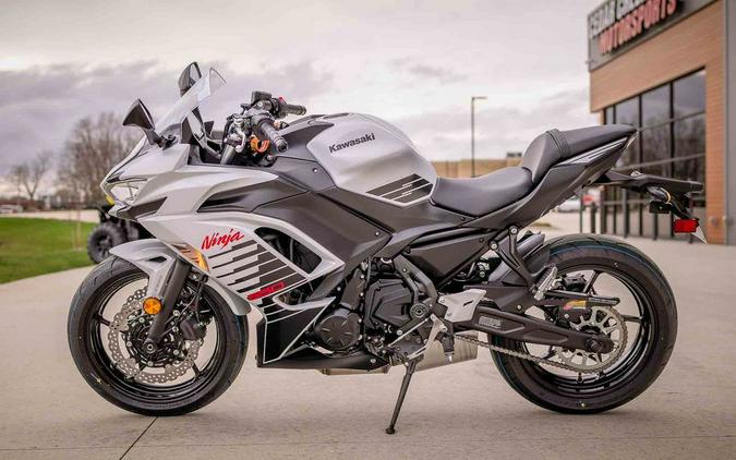 2026 Kawasaki Ninja® 650 ABS