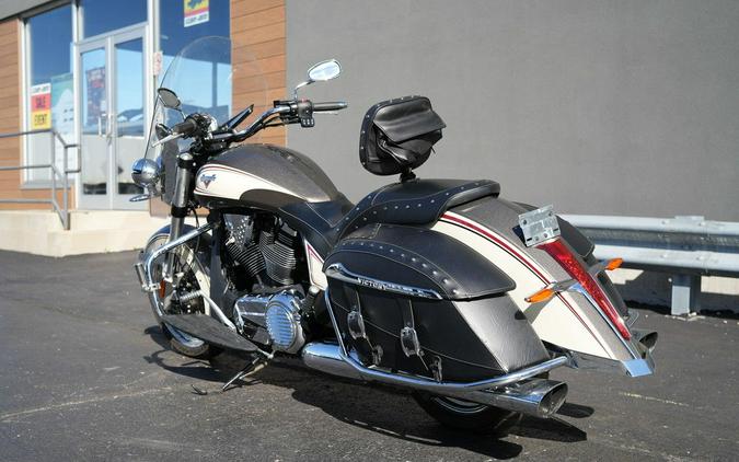 2014 Victory Motorcycles Cross Roads Classic Two-Tone Bronze Mist Khaki