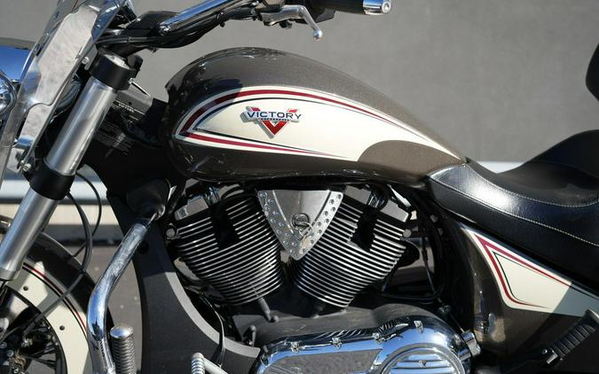 2014 Victory Motorcycles Cross Roads Classic Two-Tone Bronze Mist Khaki