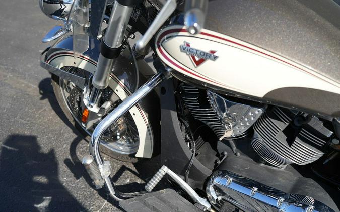 2014 Victory Motorcycles Cross Roads Classic Two-Tone Bronze Mist Khaki
