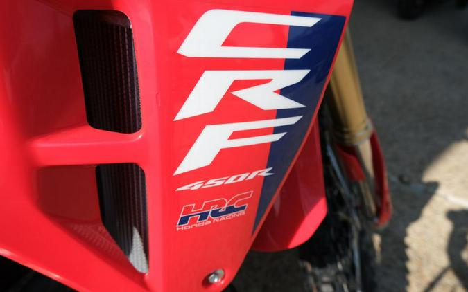 New 2025 HONDA CRF450RS RED