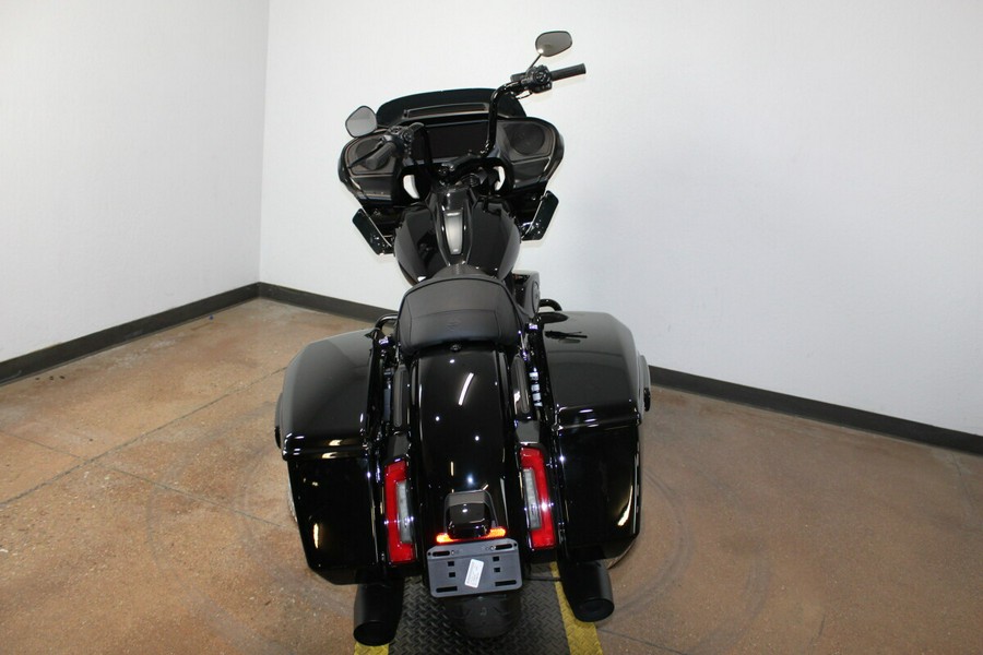 Harley-Davidson® Road Glide™ 2026 Vivid Black