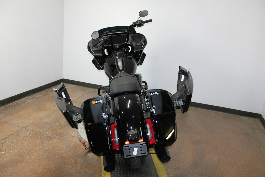 Harley-Davidson® Road Glide™ 2026 Vivid Black