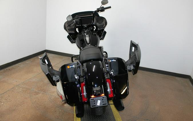 Harley-Davidson® Road Glide™ 2026 Vivid Black