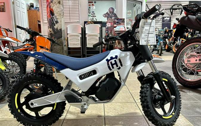 2024 Husqvarna® EE 2